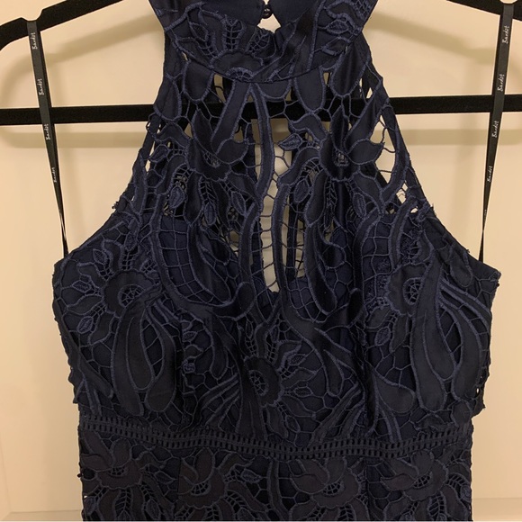Bardot Isa Lace Halter Midi Dress in Navy (US size 4/XS) - Picture 3 of 7